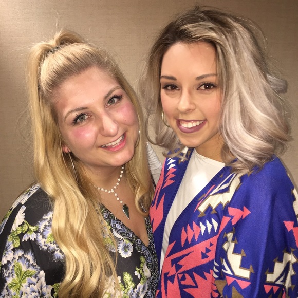 Trying to minimize my wardrobe while adding to it. - Picture 3 of 5